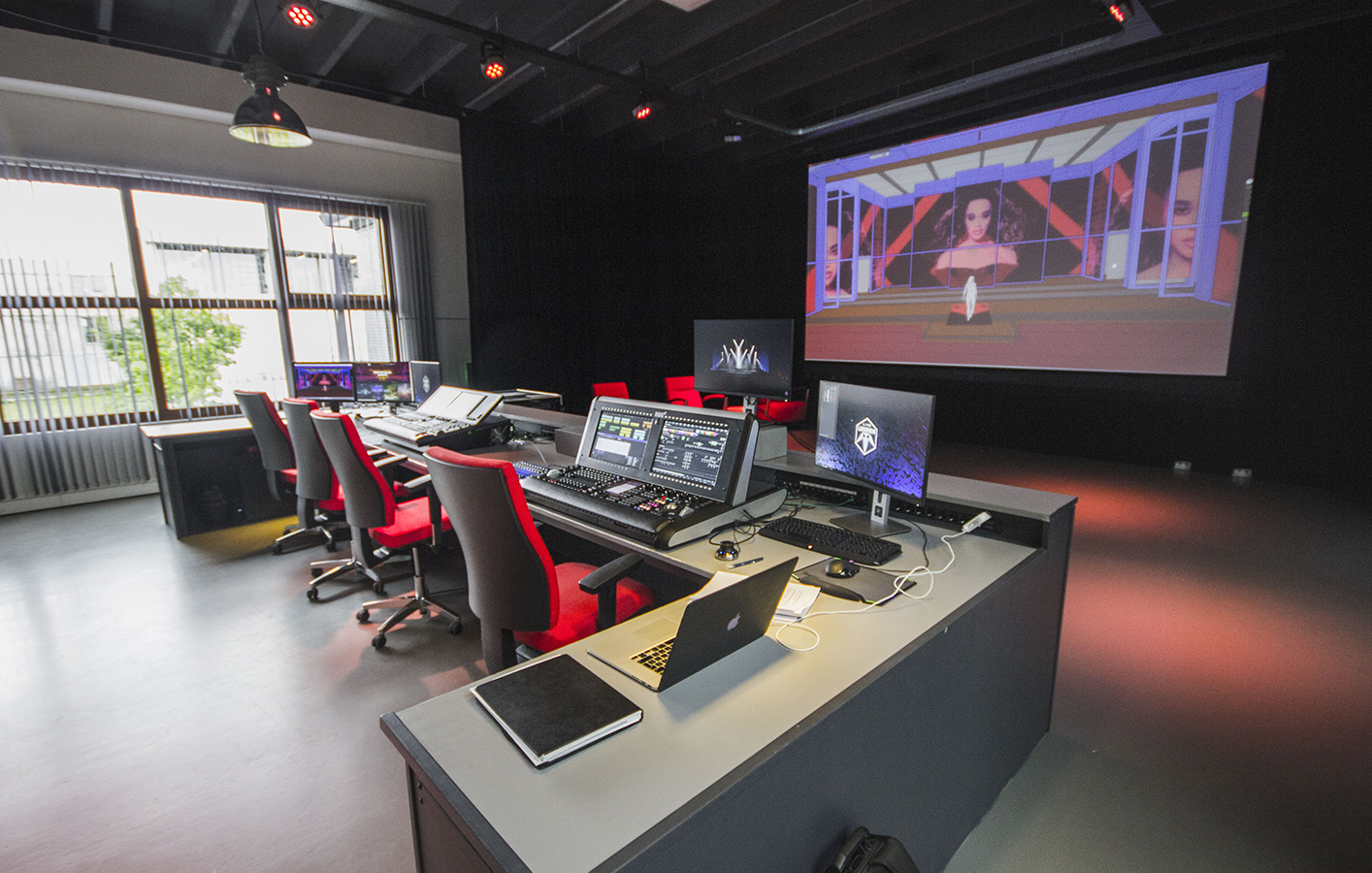 Live Legends Studio