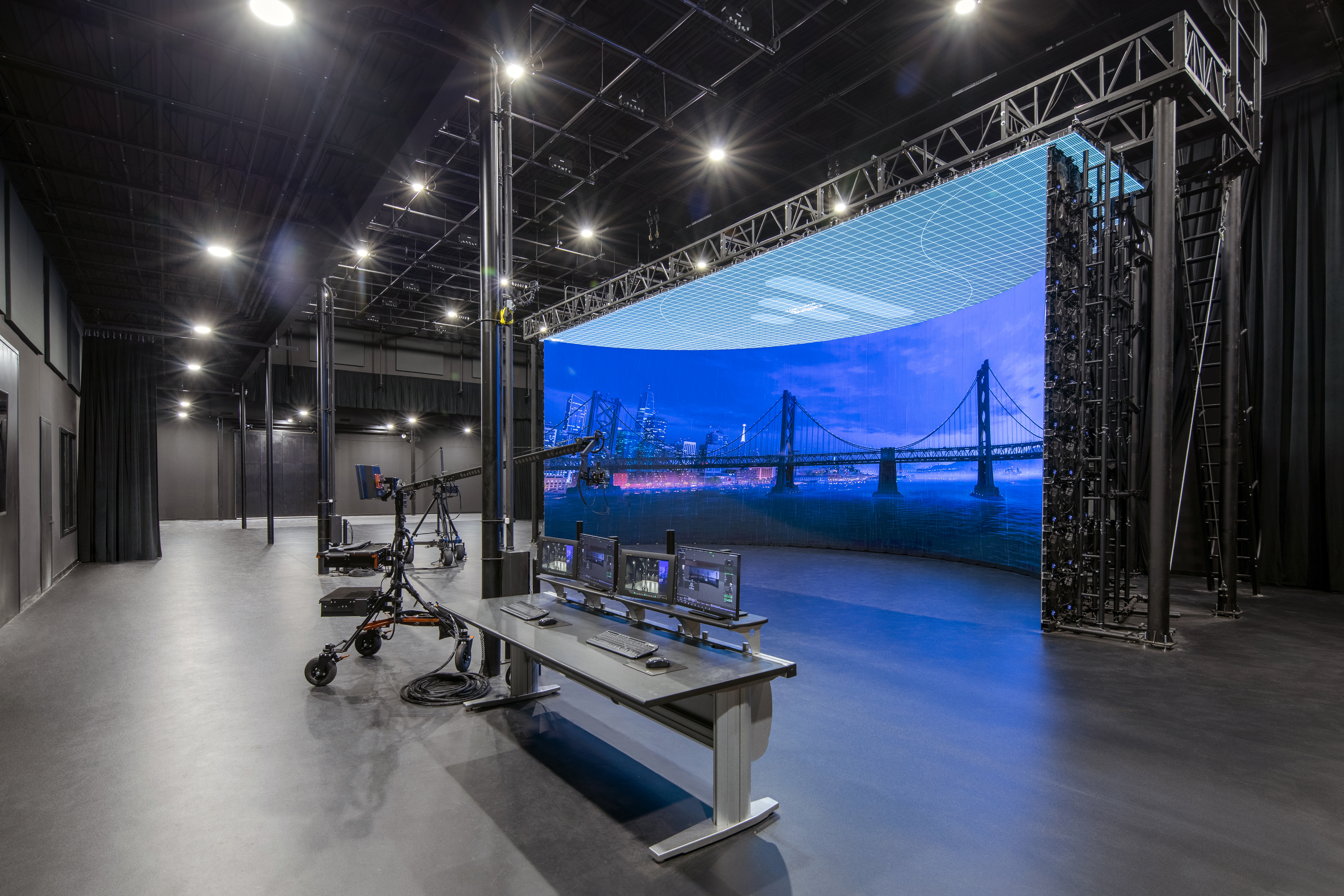 SCAD Virtual production Disguise