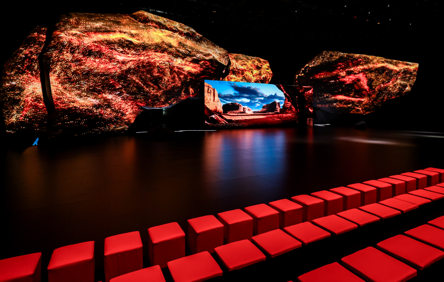 Hero_Volkswagen Teramont Pro_3