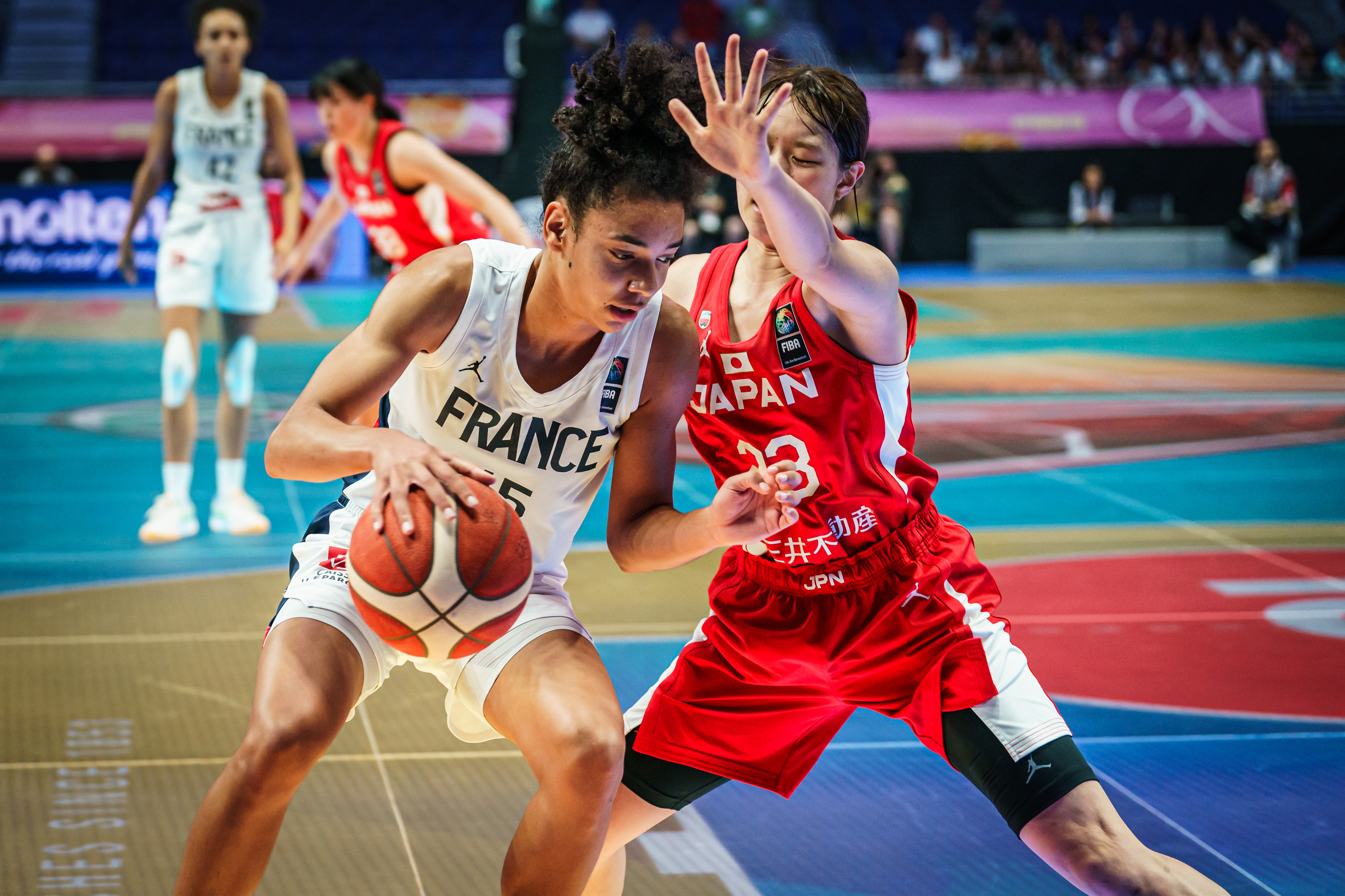 asb glassfloor disguise immersive sports experience