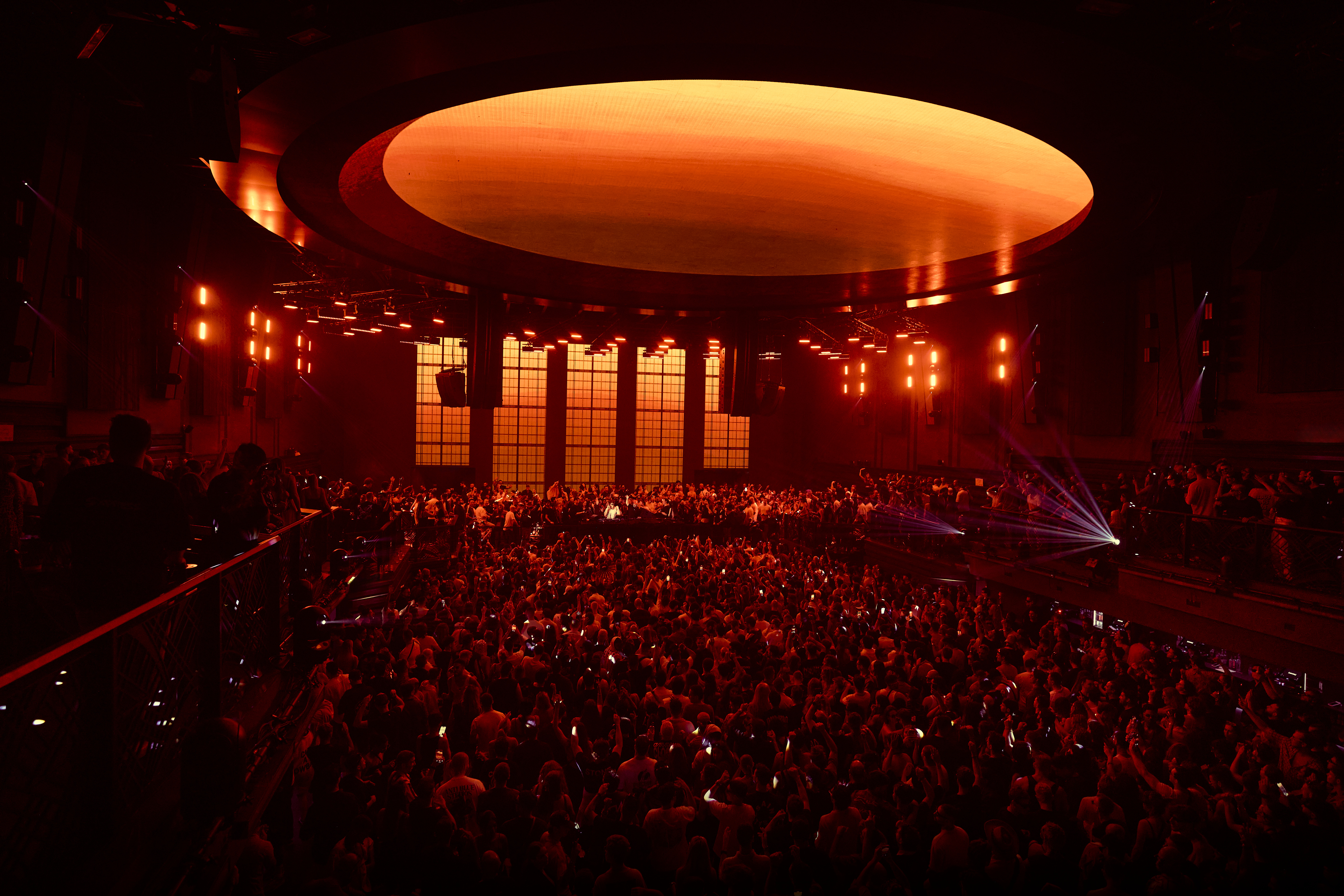 UNVRS Ibiza closing party disguise high scream