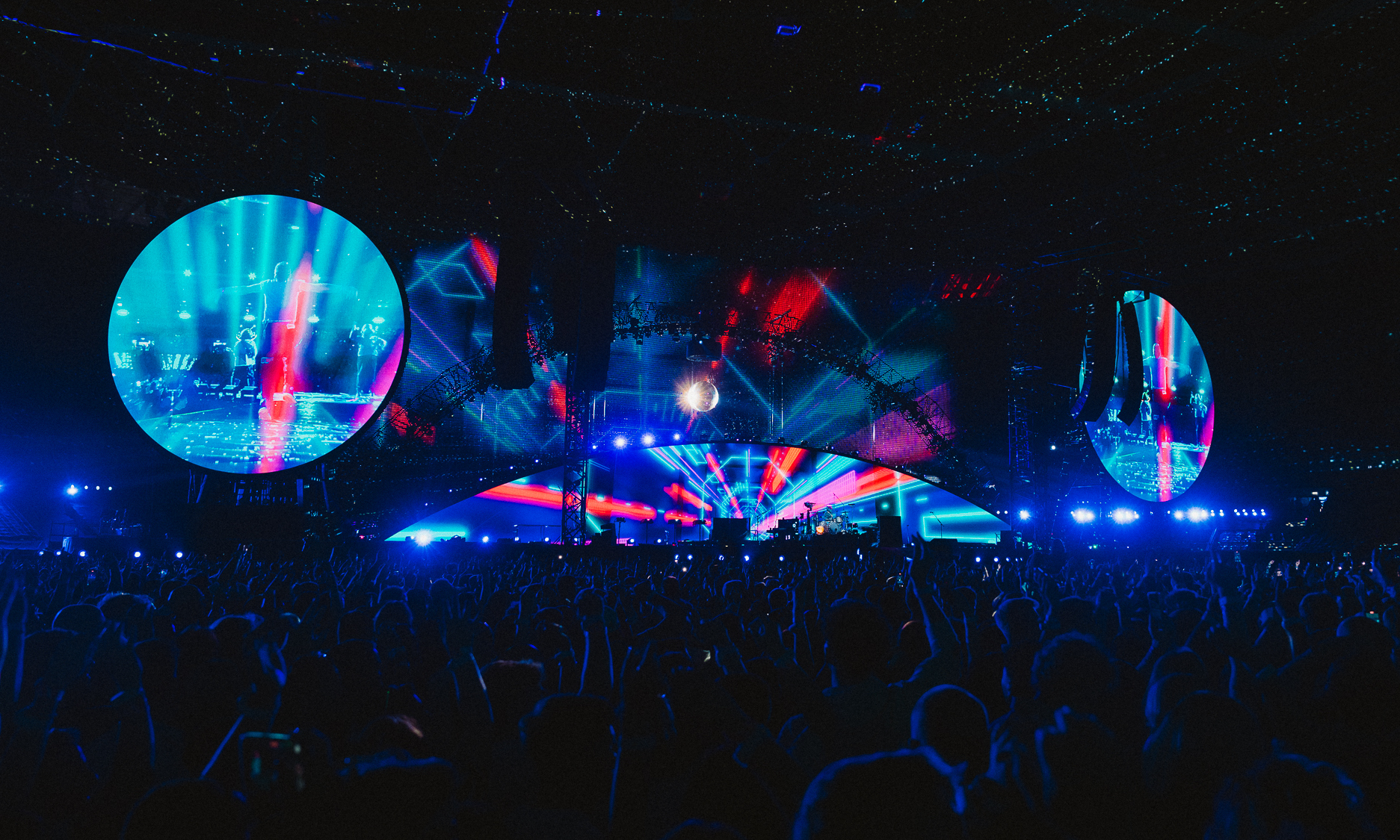 Coldplay 2025 Disguise Wembley