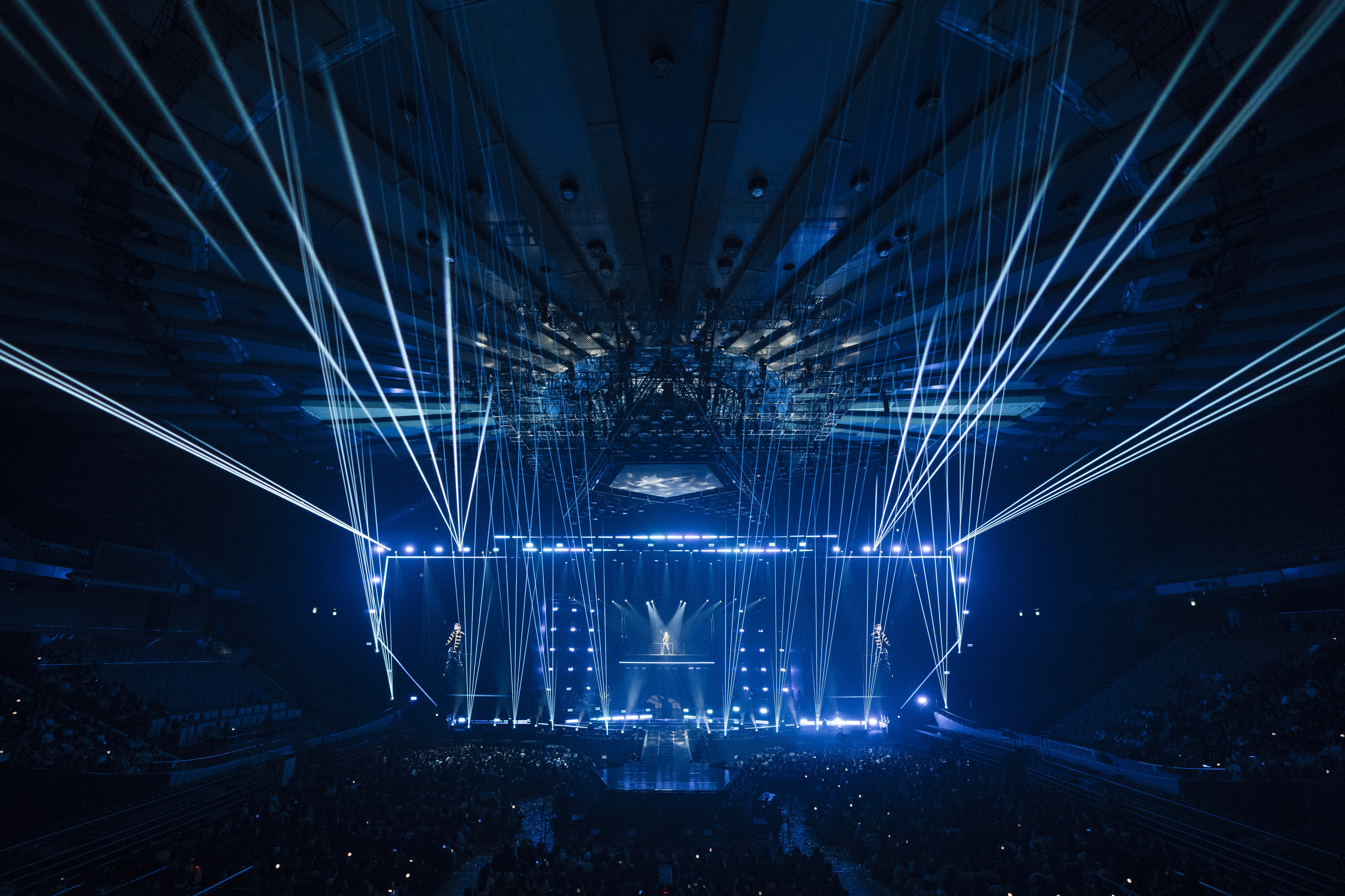 crush hour disguise live concert korea