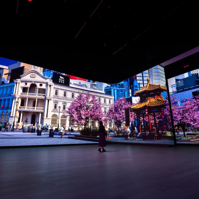 A moment inside MGM’s Fantasy Box, surrounded by a fully immersive city environment created by Disguise Services.