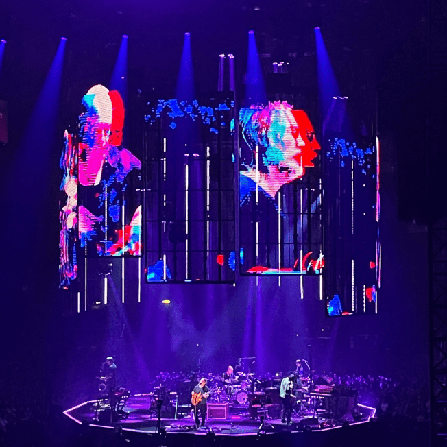 radiohead real time live event visuals