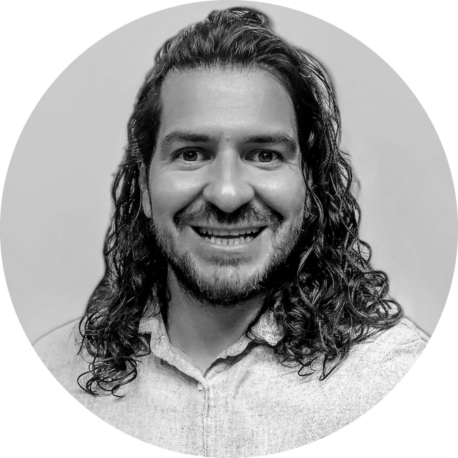 Eduardo Dominicci Headshot
