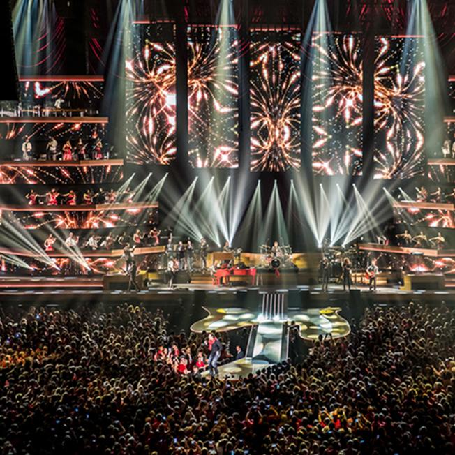 Spectacular performance in stadium venue
