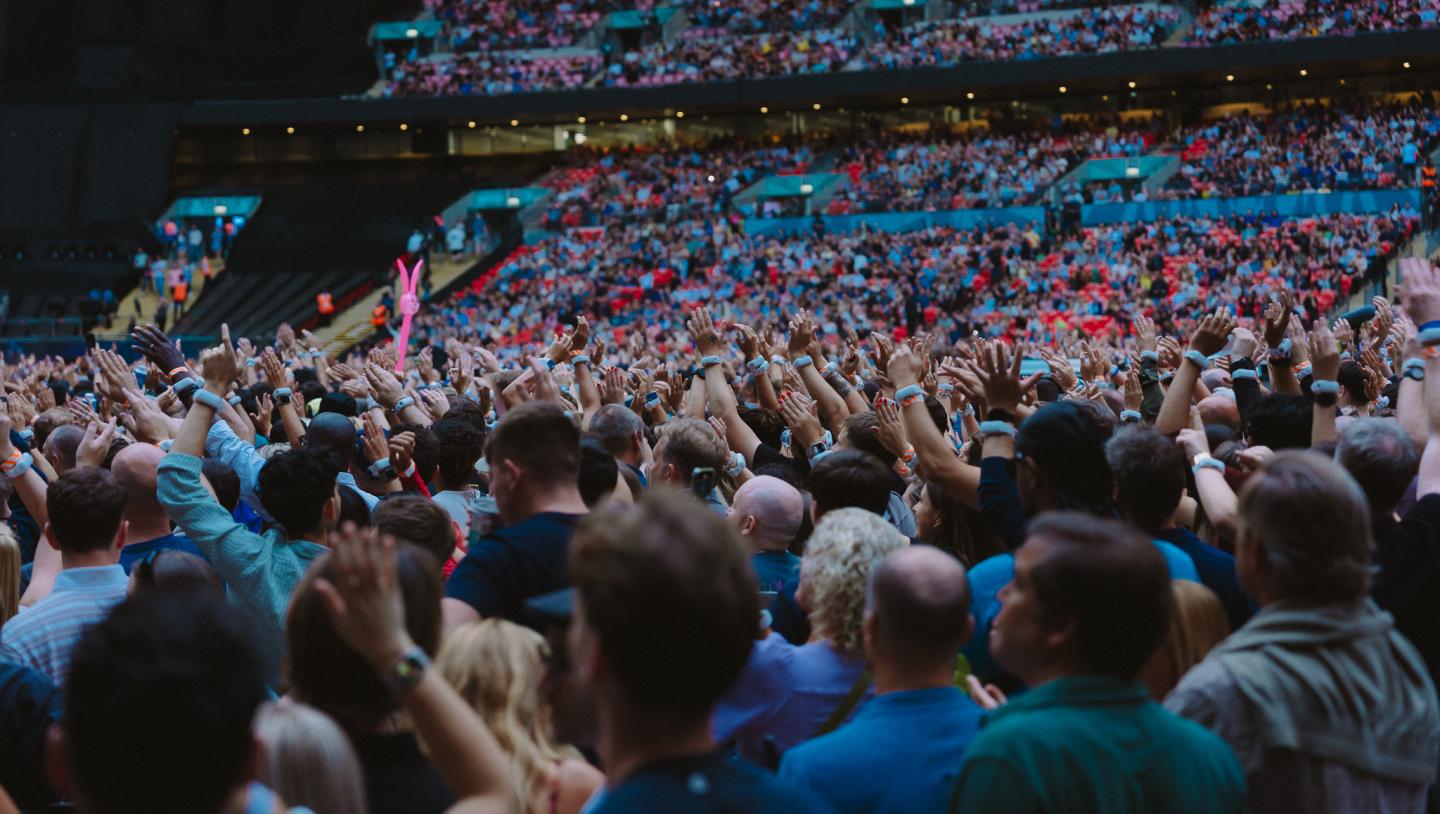 Fan Engagement Coldplay 2025